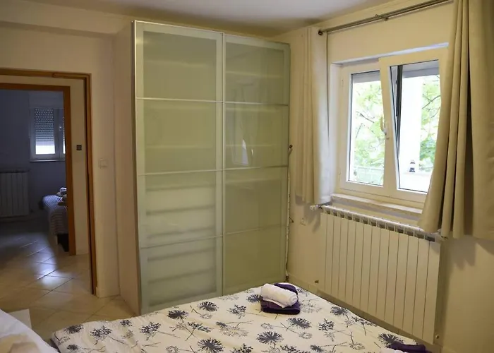 דירה Luxury Flat With Heated Pool & Jacuzzi *