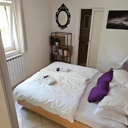 Daire Luxury Flat With Heated Pool & Jacuzzi