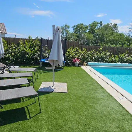 公寓 Luxury Flat With Heated Pool & Jacuzzi *